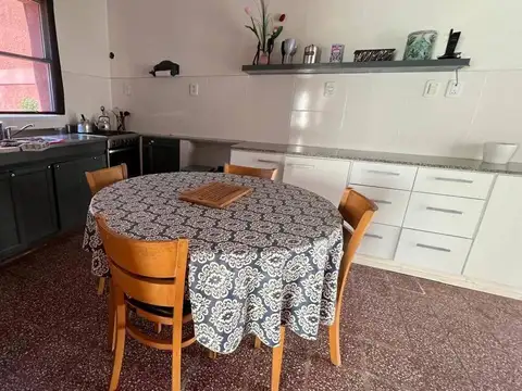 Casa en venta - 3 Dormitorios 2 Baños - Mercedes