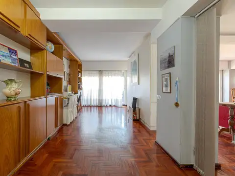 Departamento 7 ambientes con 3 baños