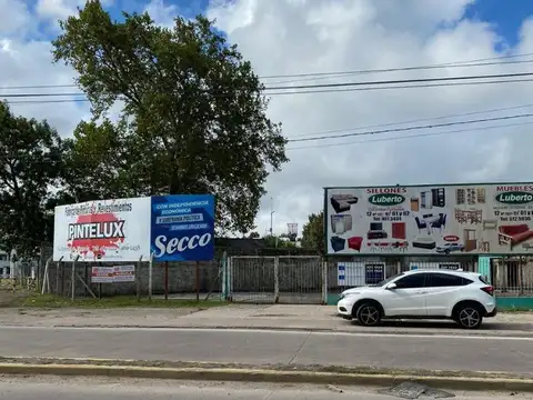 122 Y 52-GALPÓN EN