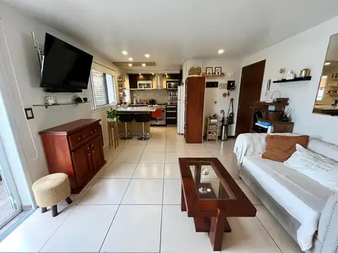 Depto Tipo Casa 3 ambientes con 1 baño