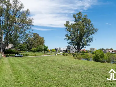 Terreno en Venta de 1033,0 m2