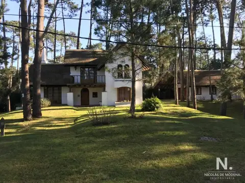 Gran oportunidad   Hermosa casa muy bien ubicada ubicación  