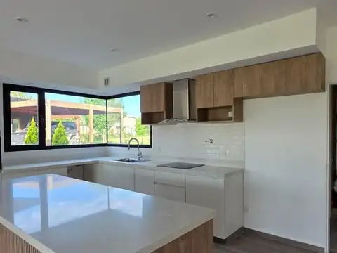 Casa en Venta al Noroeste