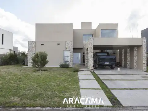 Casa en Alquiler en Lagos de Canning