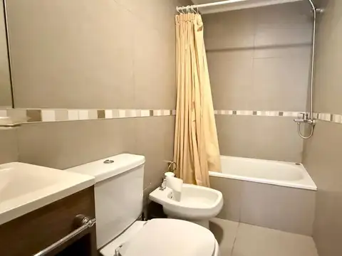 Departamento en Alquiler en Martin, $ 900.000