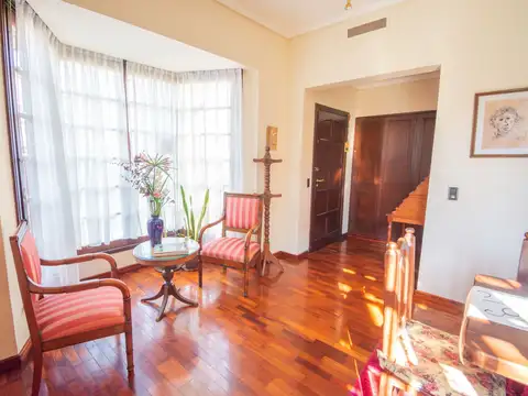 Depto Tipo Casa 5 ambientes con 1 baño
