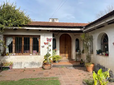 CASA 3 DORMITORIOS VILLA BELGRANO EXCELENTE UBICACION