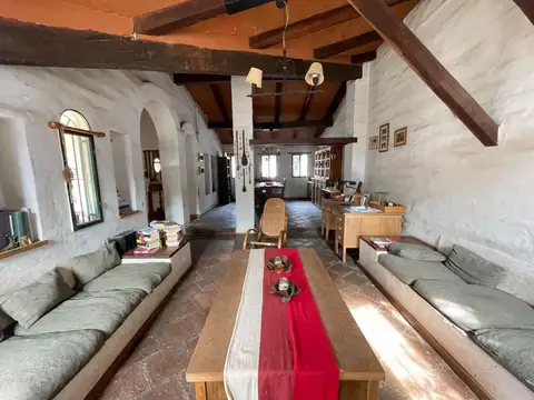 Casa 4 ambientes con 3 baños