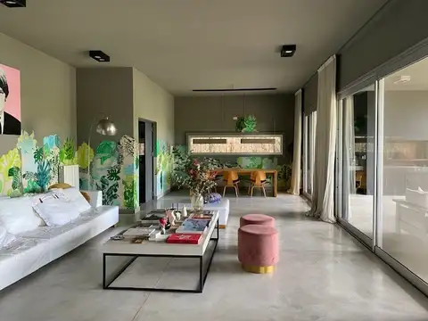 Casa en Venta en Santa Barbara, USD 1.150.000