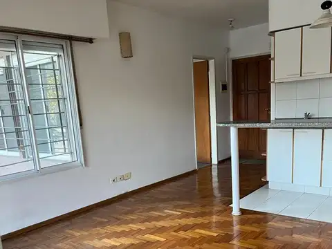 Depto Tipo Casa en Alquiler de 1 dormitorio