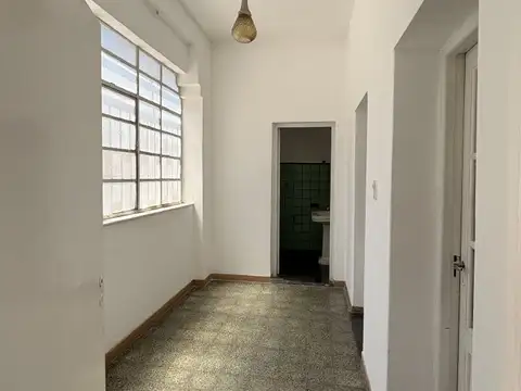 Casa Frente a Plaza Lopez