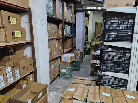 Local en Alquiler en Once, $ 5.000.000
