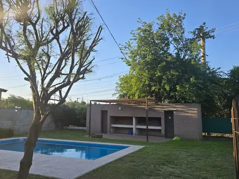 VENTA CASA 3 DORM HOUSING INAUDI CÓRDOBA APTA CRED
