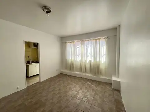 VENTA– MONOAMBIENTE  /APTO PROFESIONAL LINIERS