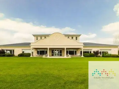 Avenida Juan Pablo 100