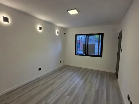 Depto Tipo Casa en Venta en Quilmes, USD 98.000