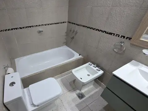 Depto Tipo Casa en Venta al Este