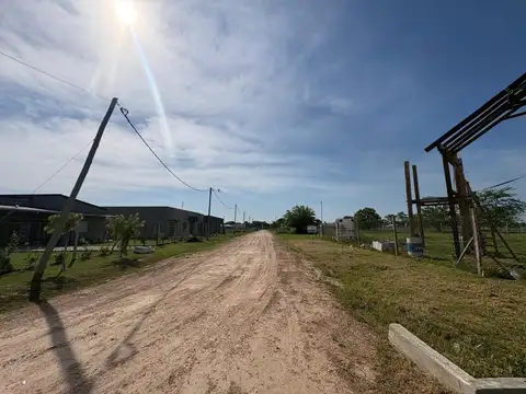 Terreno en Venta en Zarate, USD 12.000