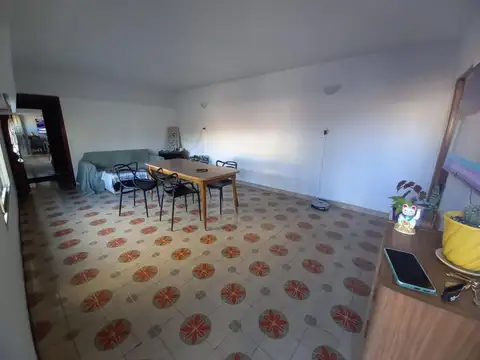 Depto Tipo Casa en Venta en Villa Bonich, USD 95.000