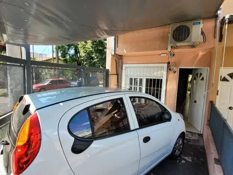 Depto Tipo Casa 4 ambientes con 1 baño