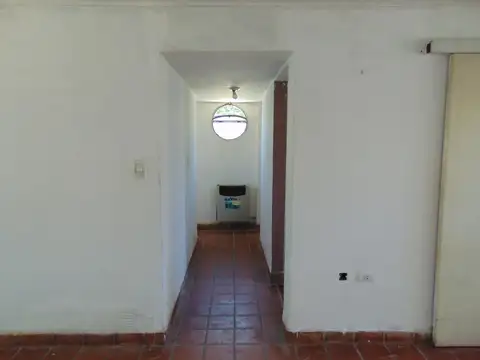 Casa en Alquiler en Los Hornos, $ 500.000