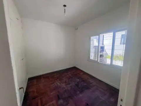 Depto Tipo Casa en Venta 59 años