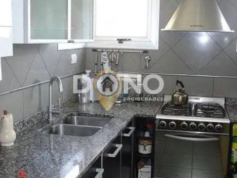 Departamento 3 ambientes con 2 baños