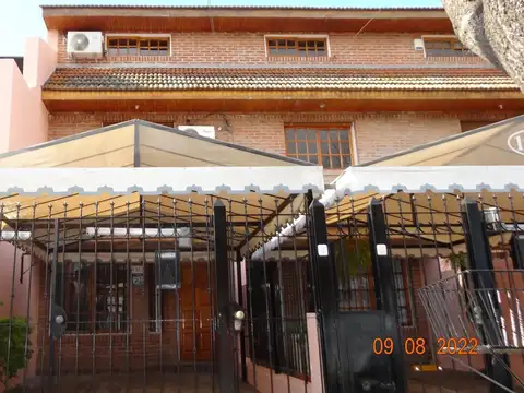 triplex 4 ambientes en alquiler anual Villa Adelina 
