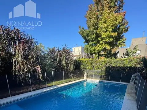 Casa 5 ambientes con 3 baños