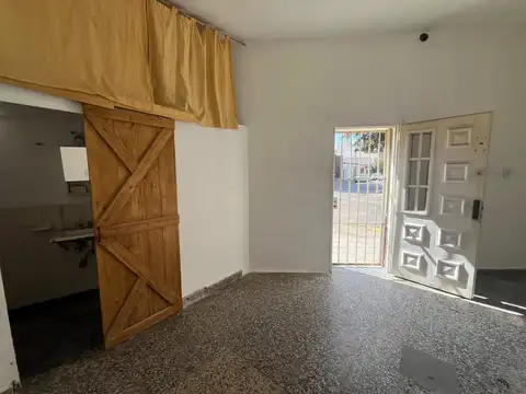 Departamento en Alquiler en Tablada, $ 400.000