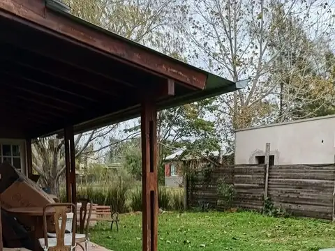 Casa 3 ambientes con 1 baño