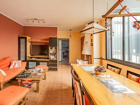 Depto Tipo Casa en Venta de 4 ambientes