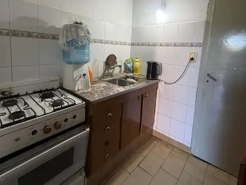 CASA EN VENTA EN TRENQUE LAUQUEN CON LOCAL