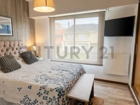 VENTA DEPARTAMENTO 3 AMBIENTES, CON COCHERA A 150 METROS DEL MAR ,EN PARQUE LURO