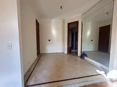 Departamento en Alquiler en Monserrat, $ 1.200.000
