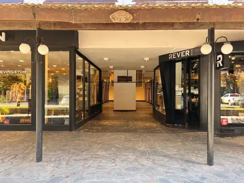 Venta Local Pinamar centro