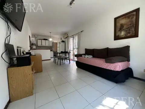 Depto Tipo Casa 3 ambientes con 1 baño