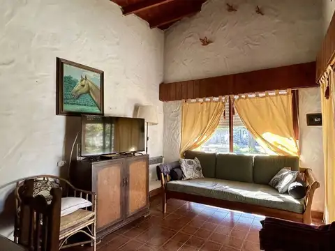VENTA CASA 3 AMBIENTES EN INDIO CUA GOLF CLUB