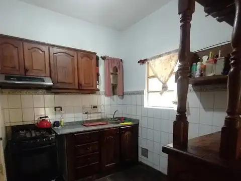 Casa 3 ambientes con 1 baño