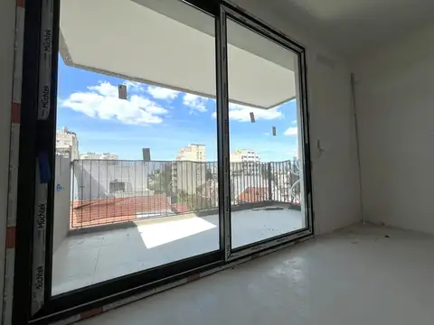 Exc. depto. de 2 amb. c/ balcón al frente - 44.13m2