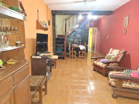 Depto Tipo Casa en Venta con 1 cocheras