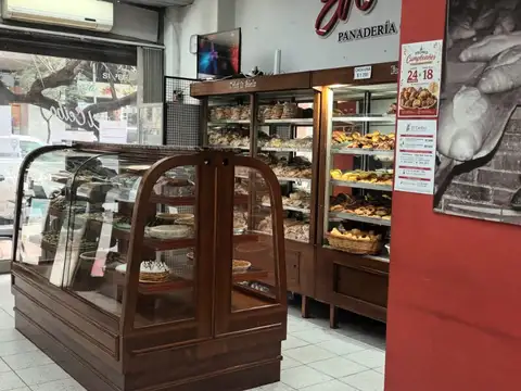 Avenida Directorio 500