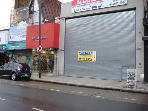 VENTA DE LOCAL EN LINIERS AV. RIVADAVIA CON RENTA