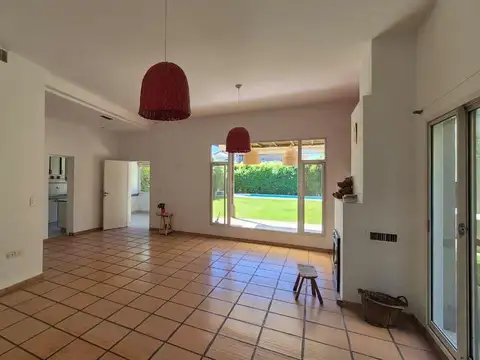 Casa en Alquiler al Norte