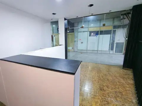 Local en Alquiler 50 años