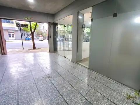 Av. Vernet 300
