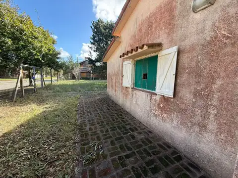 Casa en Venta con 4 cocheras
