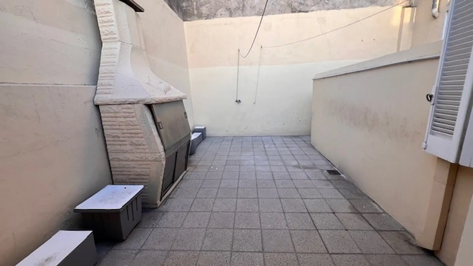 PH DE 2 AMB CON PATIO. RECICLADO. INDEPENDIENTE
