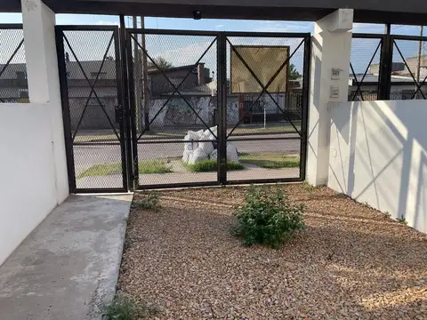 Casa en Venta en Paso del Rey, USD 55.000