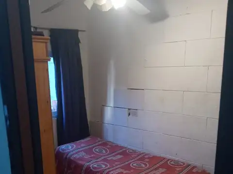 Depto Tipo Casa 4 ambientes con 2 baños